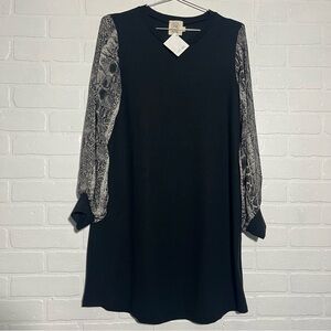 Grace & Emma Dress Black Snake Print Long Sleeves Tunic Dress Small Casual NWT